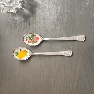 Vintage avon enamel mini spoons